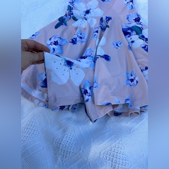 Popflex Dress Floral Skort size 4 Rare color and pattern - Picture 9 of 10